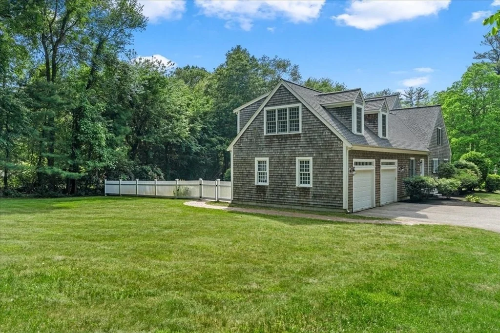 Photo of 144 Stetson Rd