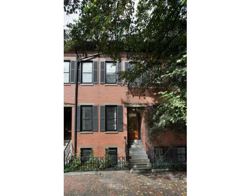 Photo of 47 Appleton St