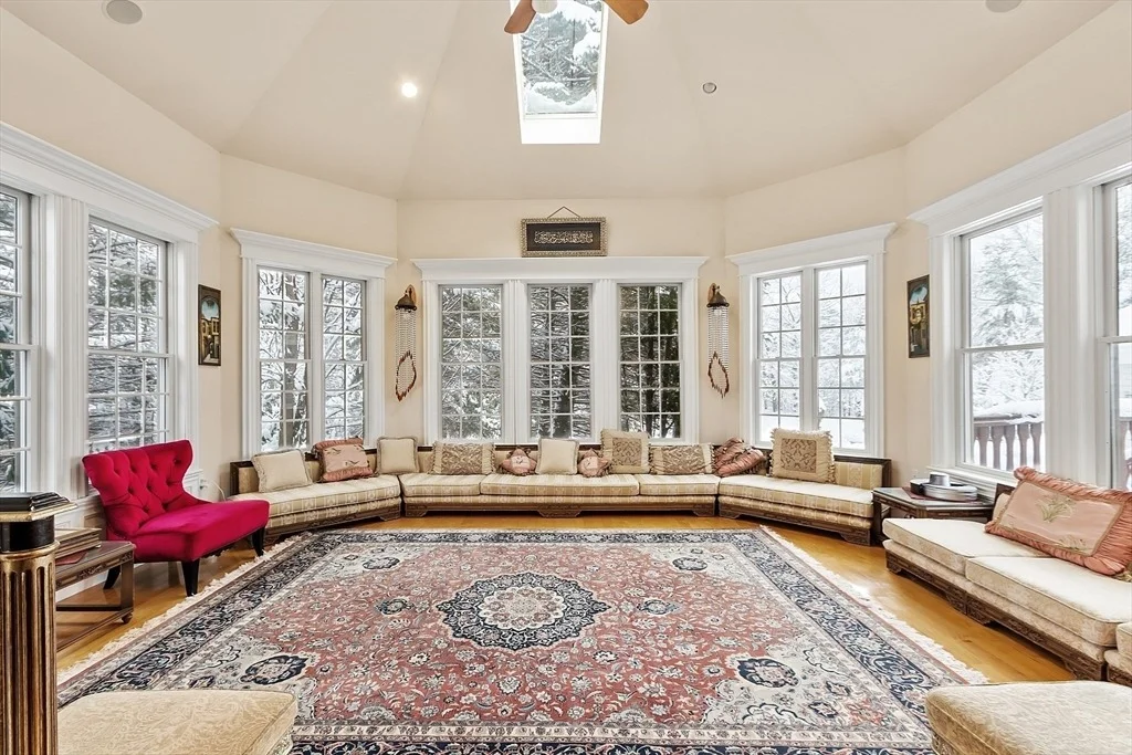 Photo of 30 Bridle Path