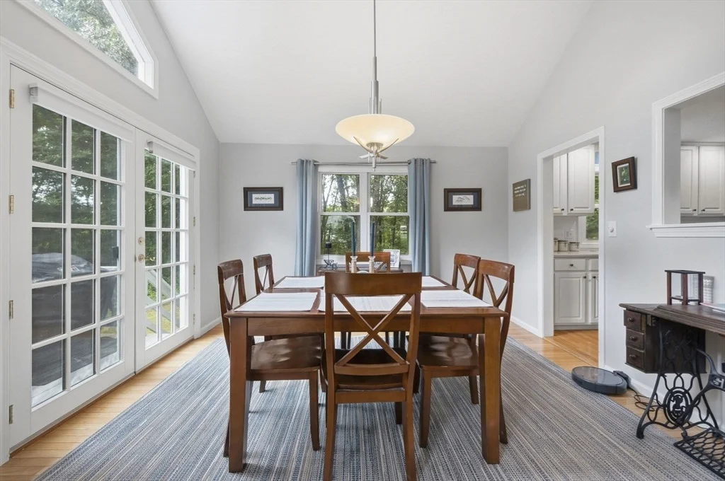 Photo of 55 Overlook Dr W