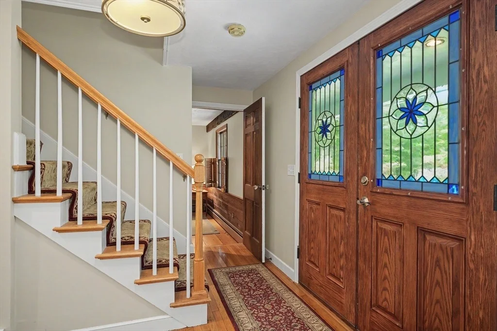 Photo of 42 Cherlyn Dr