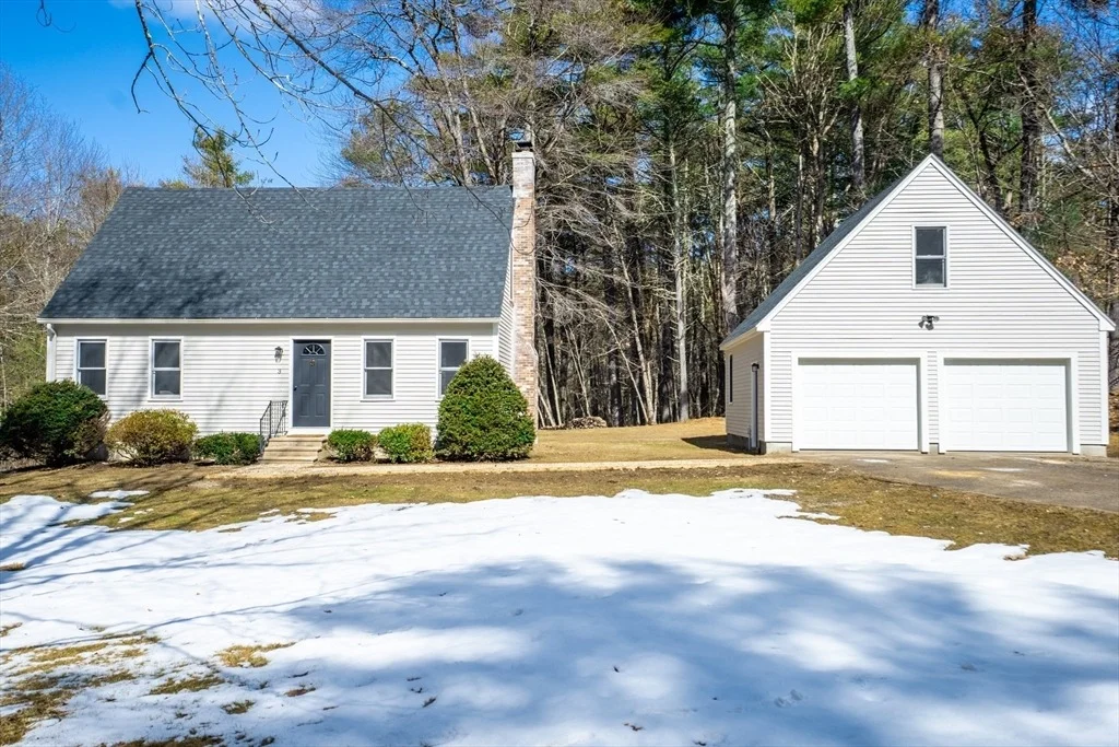 Photo of 3 Charnock Cir