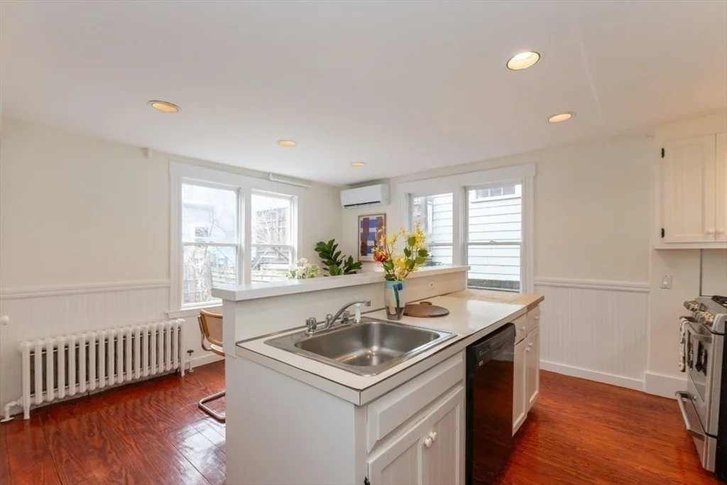 Photo of 20 Maynard Pl.
