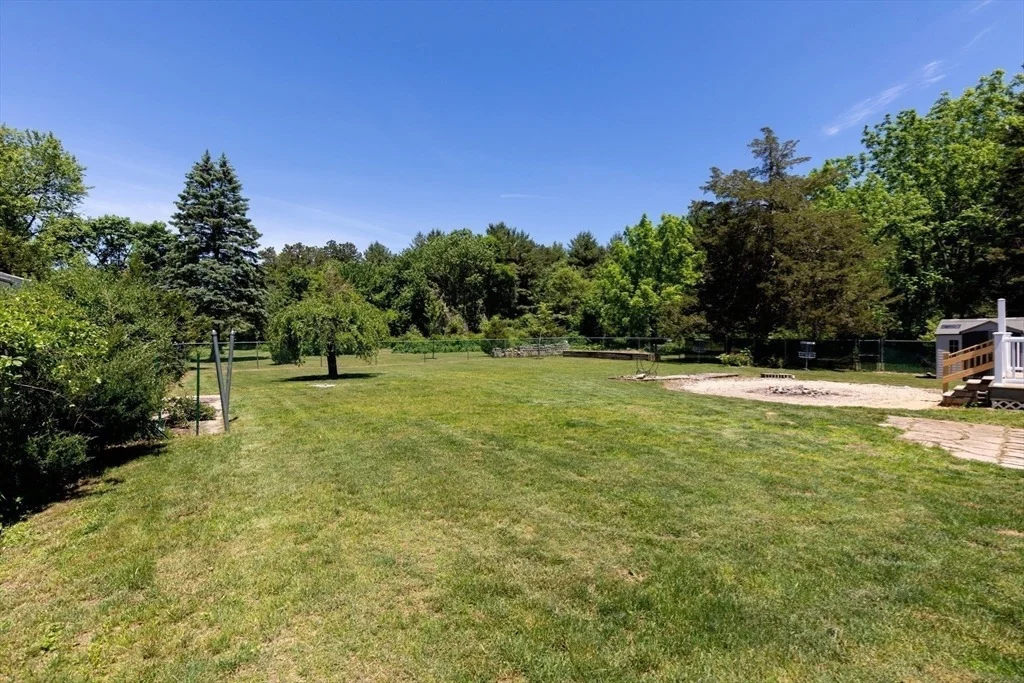 Photo of 189 Blackmore Pond Rd
