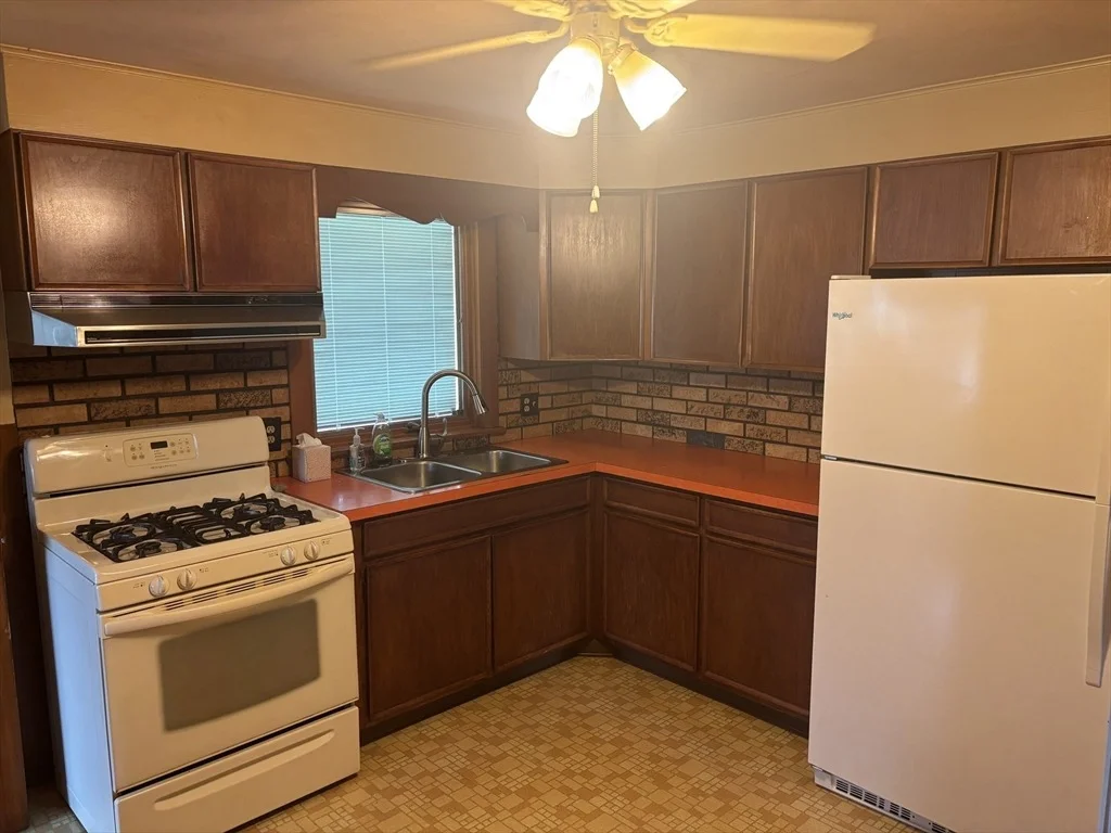 Photo of 81 Poplar St