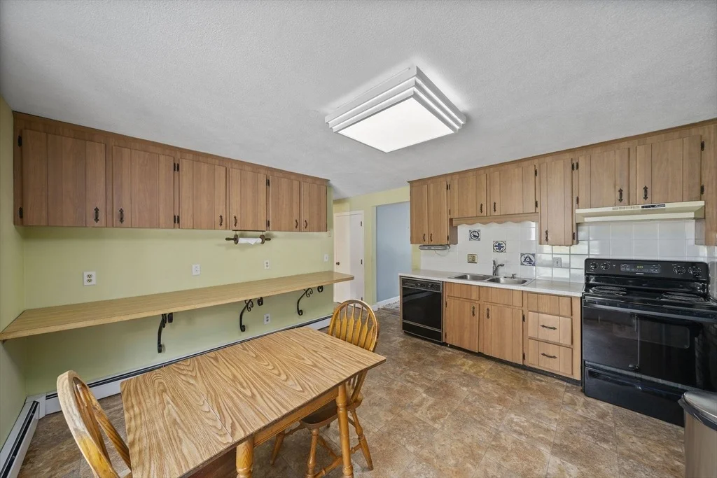 Photo of 37 Michele Ln