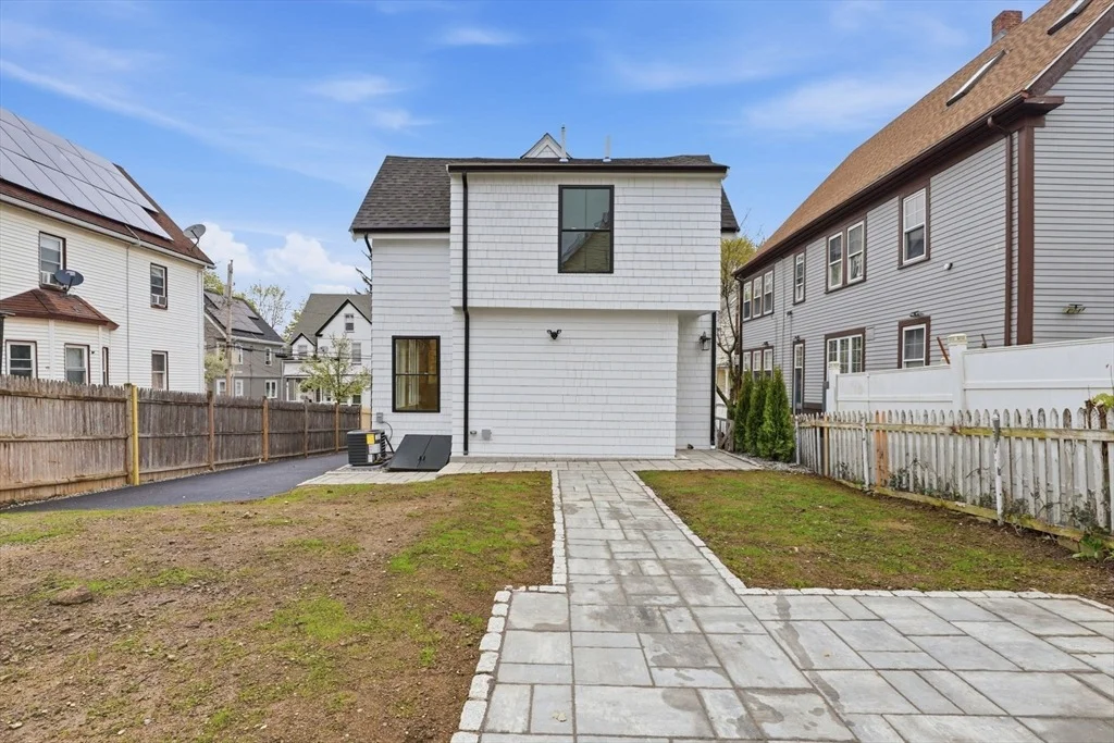 Photo of 30 Waverly Ave