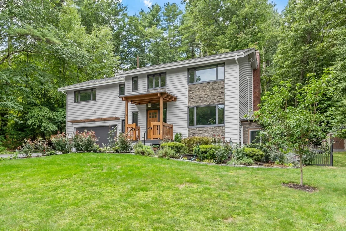 Photo of 29 Shaker Rd