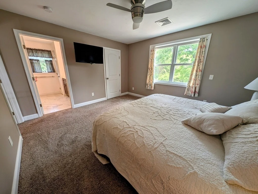 Photo of 74 Baker Pond Rd