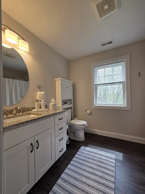 Photo of 10 Wisteria Ln