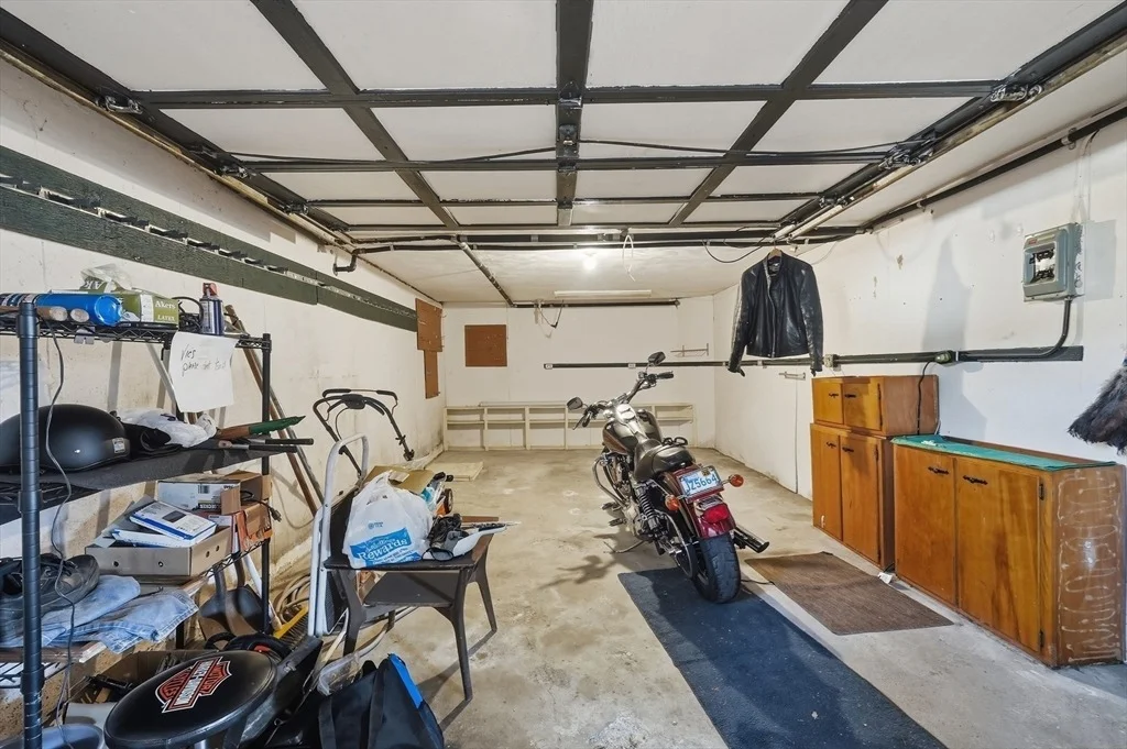 Photo of 43 Robin Rd