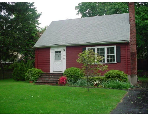 Photo of 10 Ames Avenue