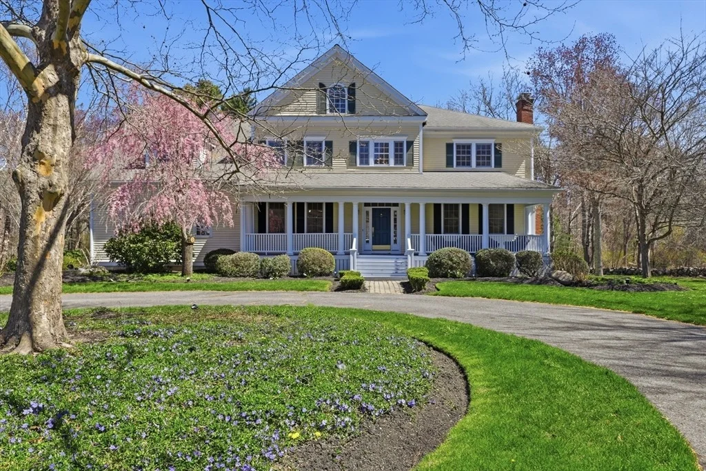 Photo of 76 Clapp Rd