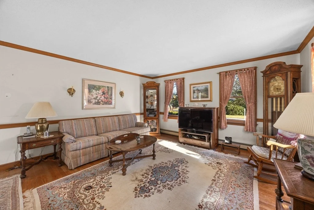 Photo of 42 Marshview Circle