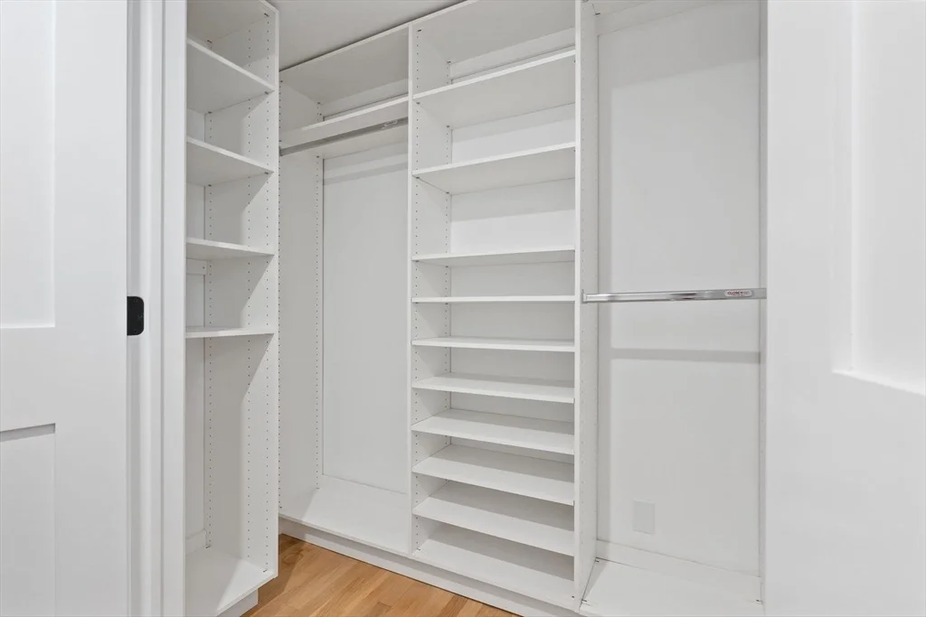 Photo of 119 Gloucester St