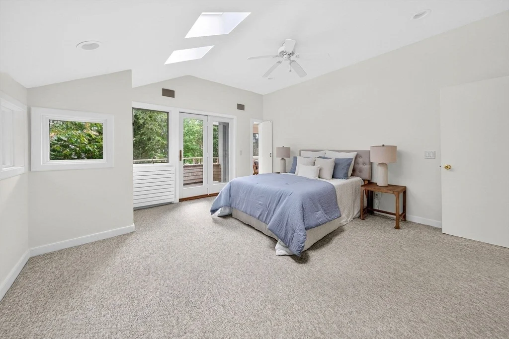 Photo of 91 Piney Point Rd