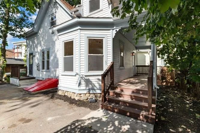 Photo of 69 Franklin St