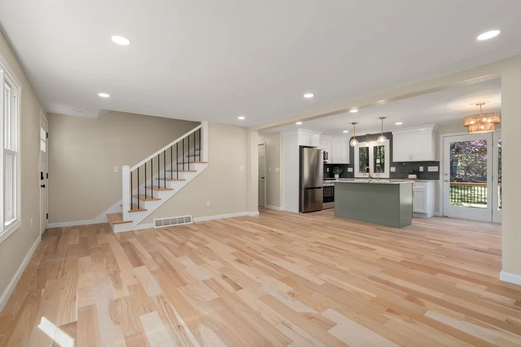 Photo of 16 Picard Cir