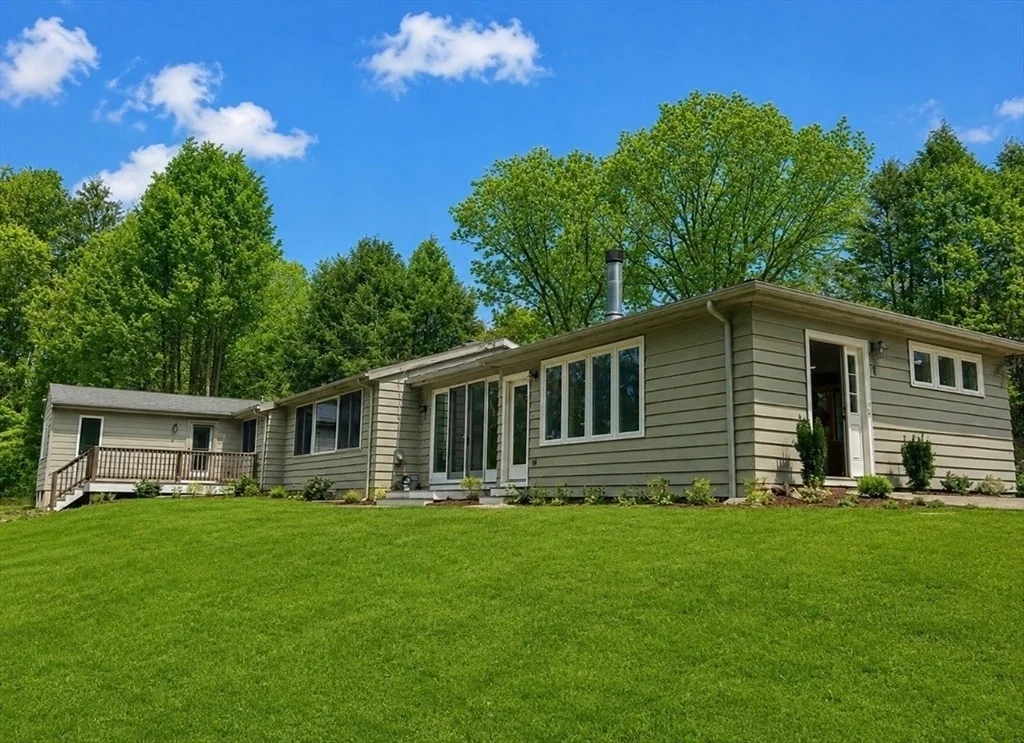 Photo of 7 Longmeadow Road