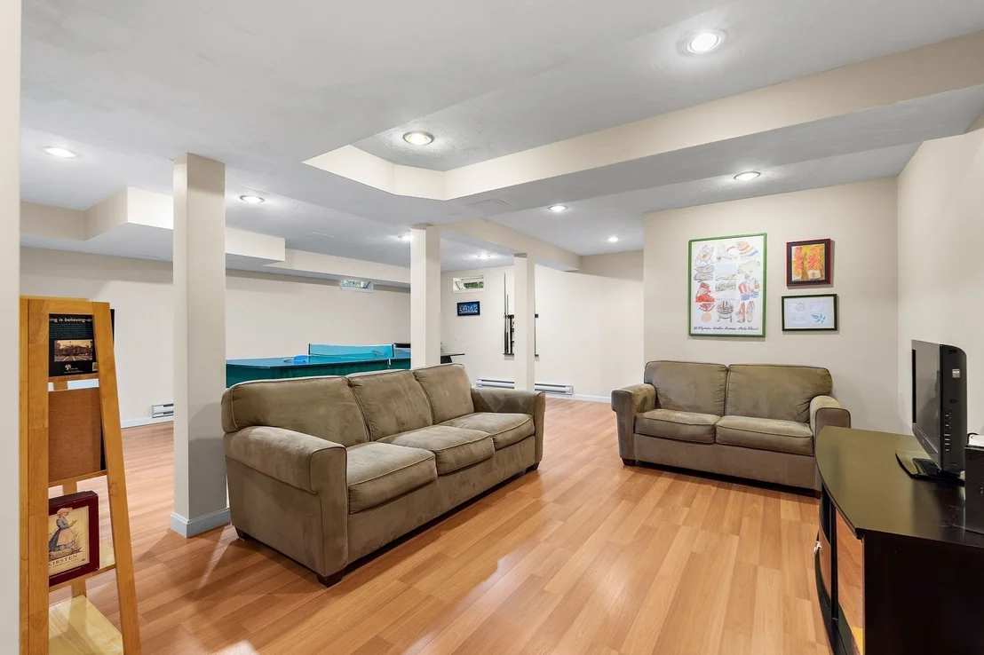 Photo of 10 Trevor Ln