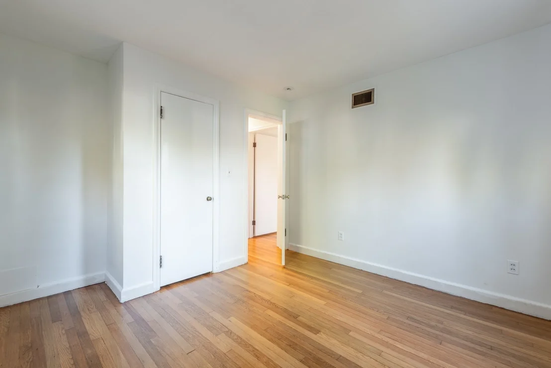 Photo of 18 Dana St