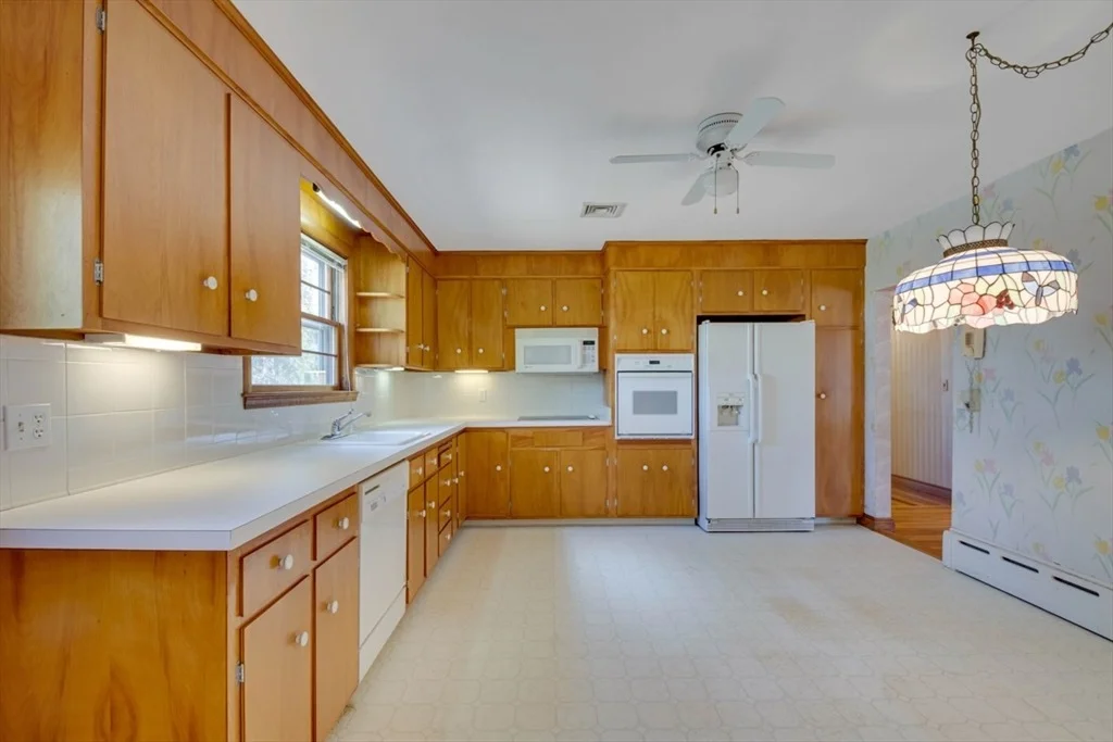 Photo of 5 Longmeadow Rd