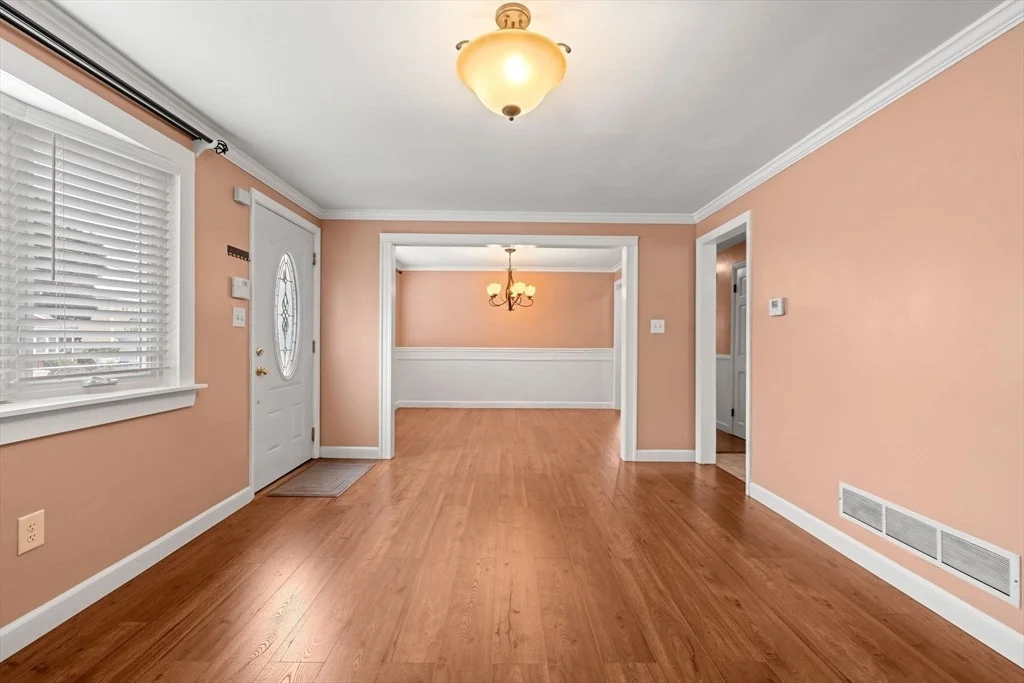 Photo of 6 Haskell Pl