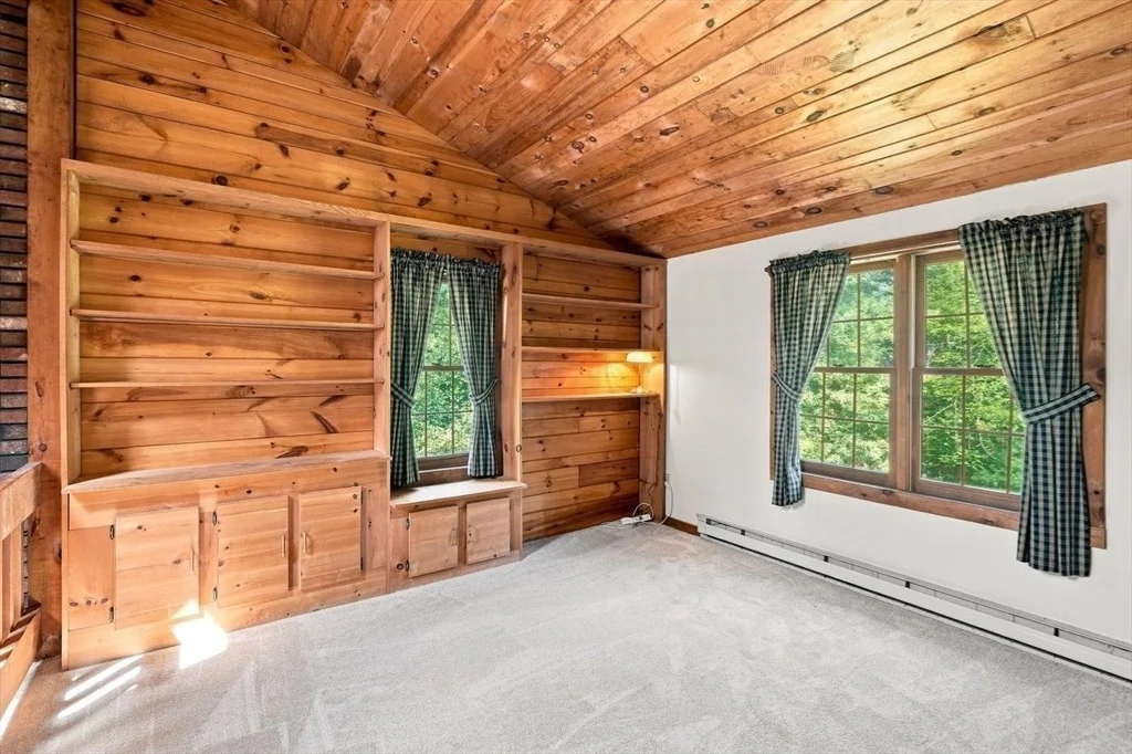 Photo of 100 Pine St