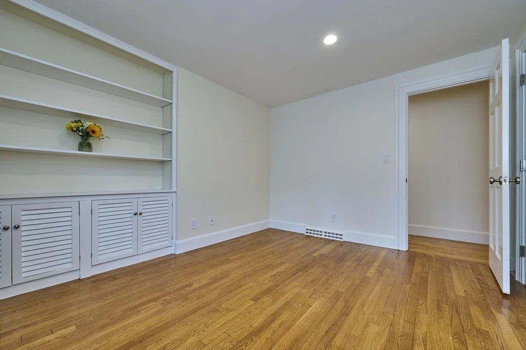 Photo of 42 Troutbrook Road