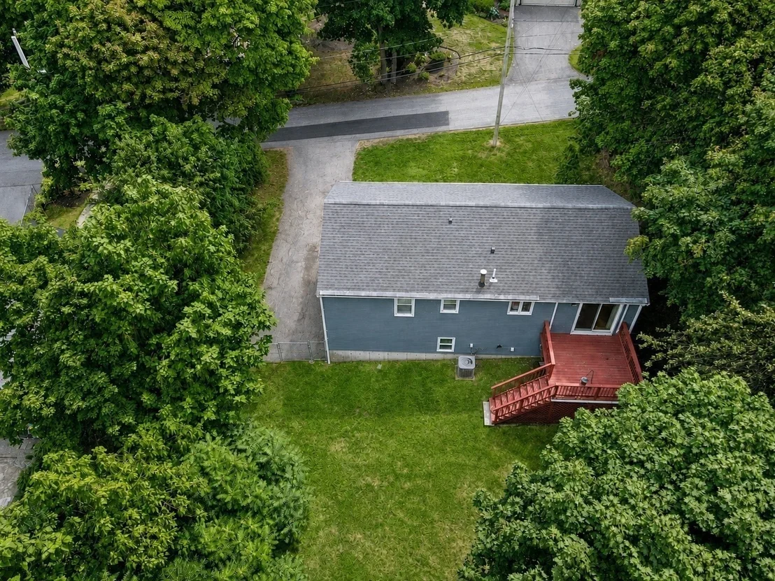 Photo of 16 Andrew Avenue
