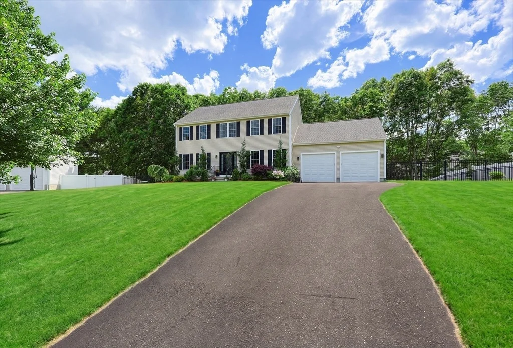 Photo of 7 Stanley Cir