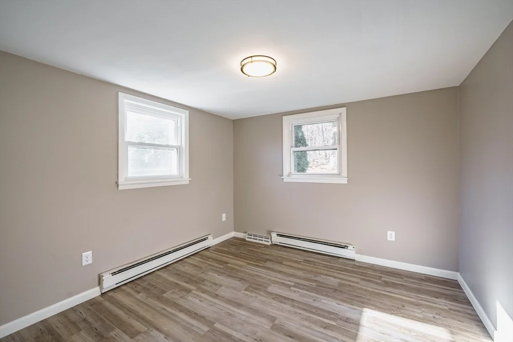 Photo of 172 Bumstead Rd