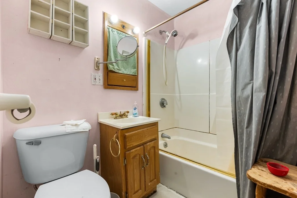 Photo of 41 Devine Ave