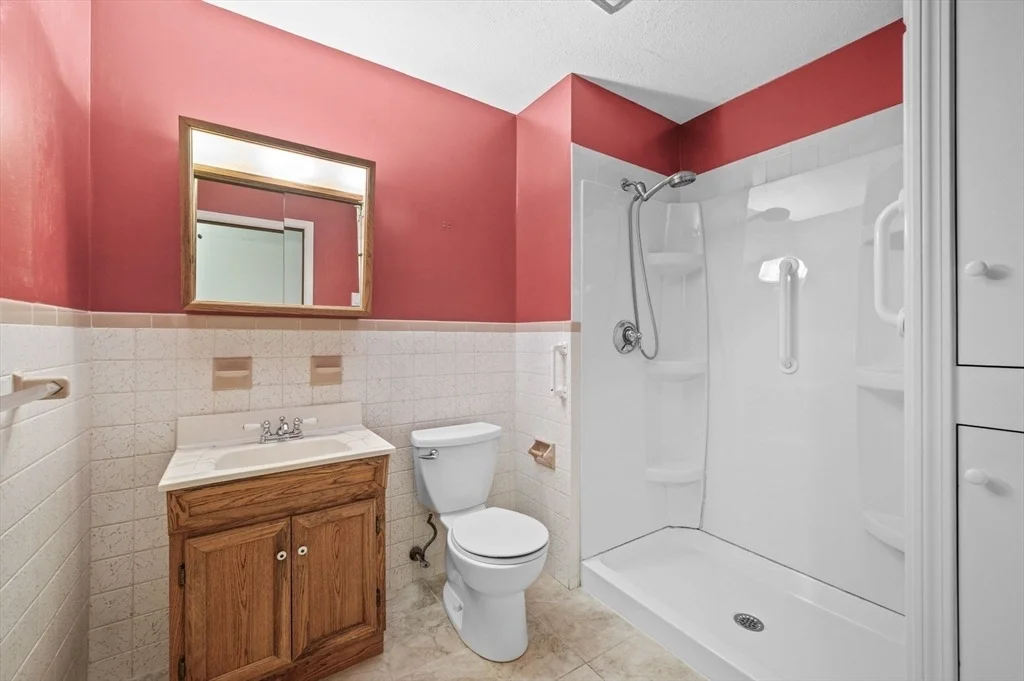 Photo of 90 Topsfield Rd