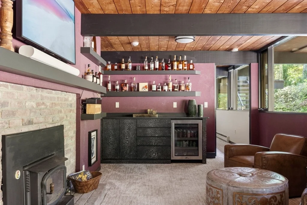 Photo of 127 Commerford Rd