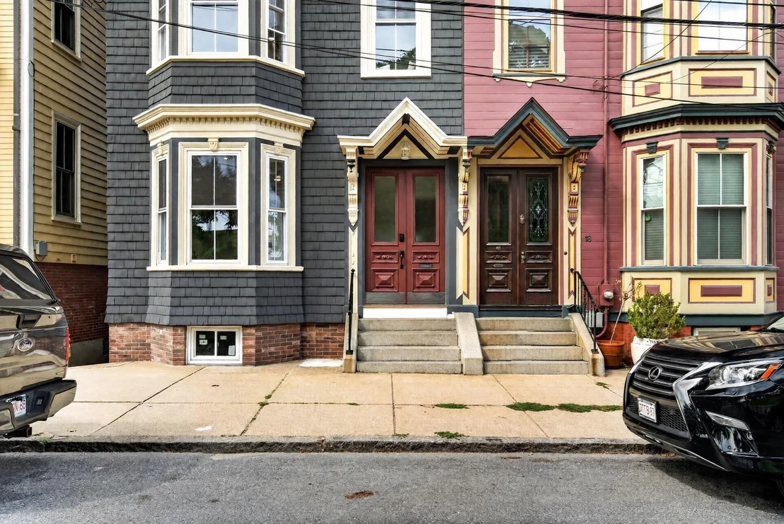 Photo of Unit 2 at 19 Thomas Park