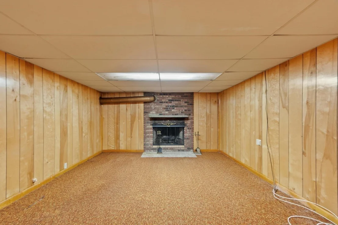 Photo of 6 Fuller Dr