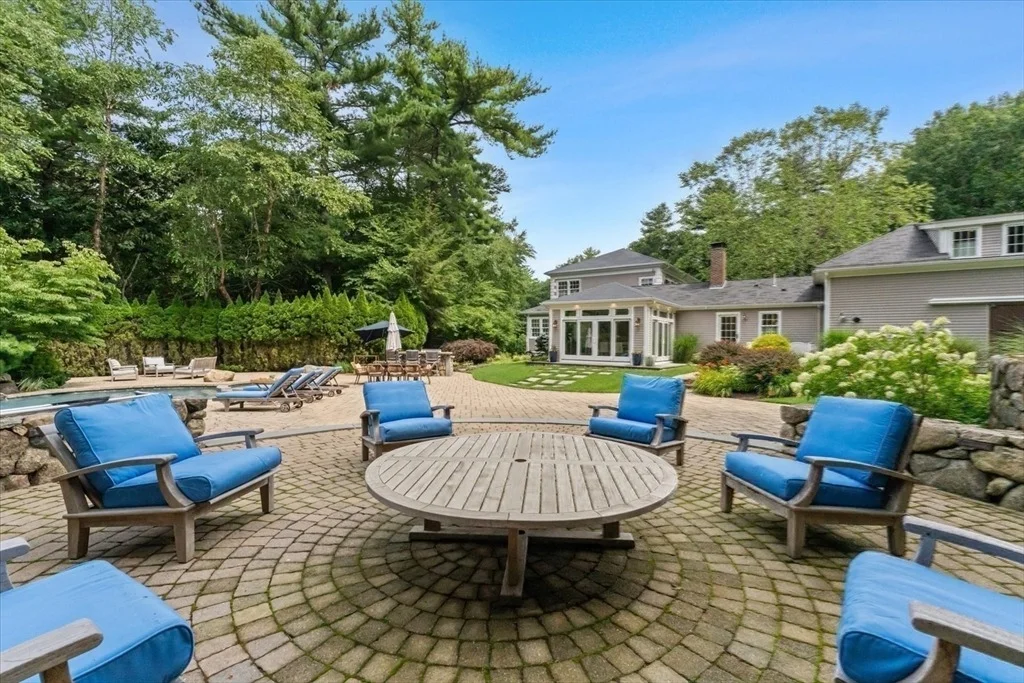 Photo of 1 Colburn Road