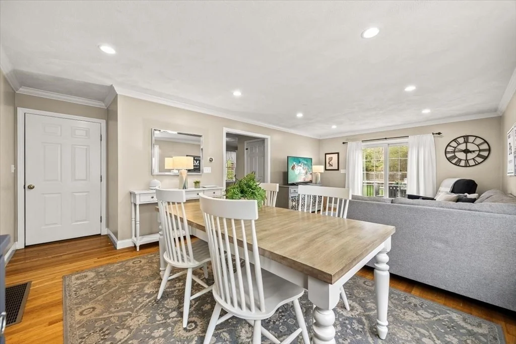 Photo of 27 Brian Rd