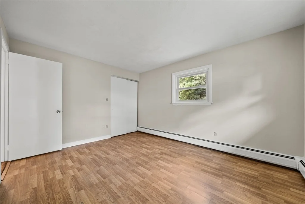 Photo of 7 Pocahontas Dr