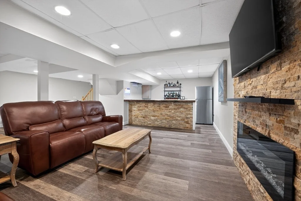 Photo of 321 Birchbark Dr
