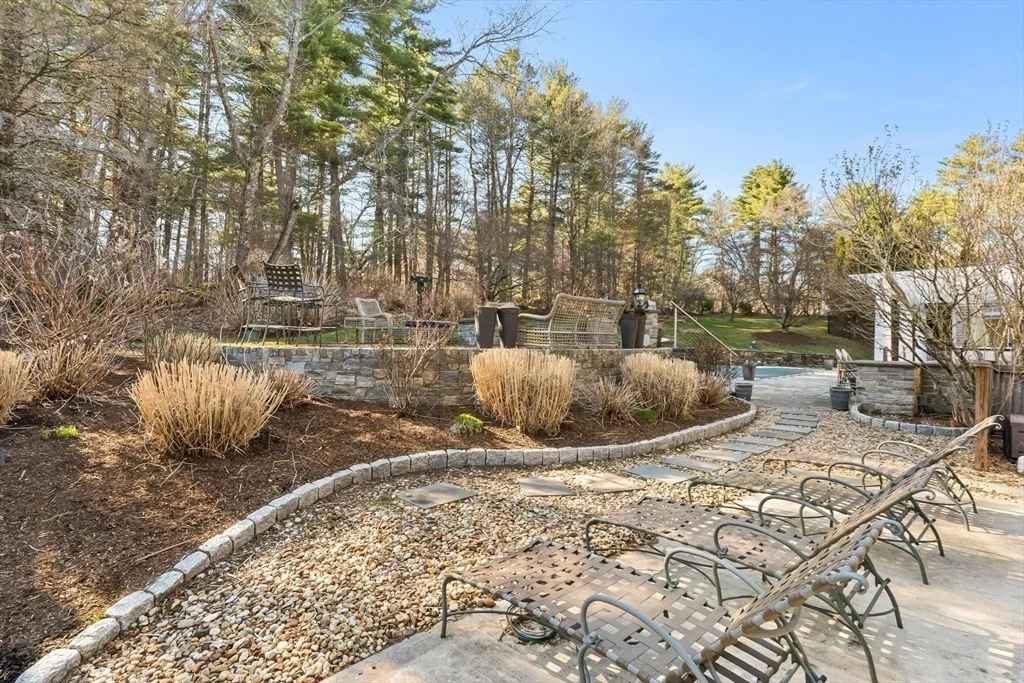 Photo of 20 Burr Dr