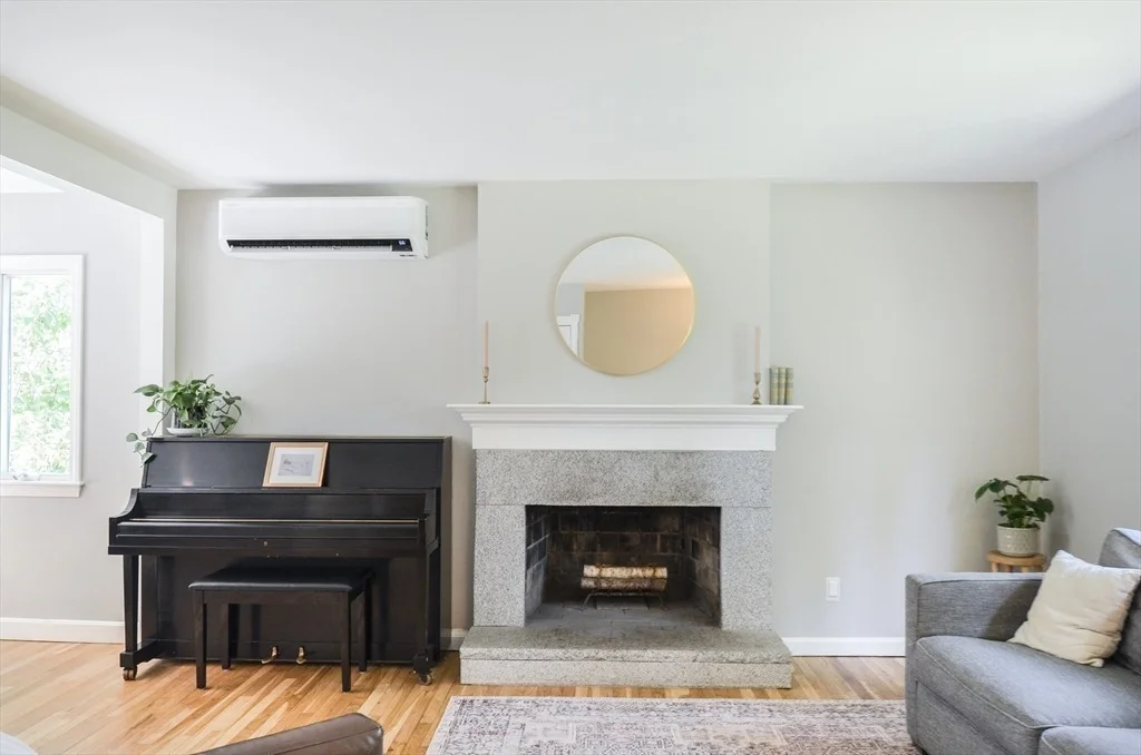 Photo of 280 Randall Rd