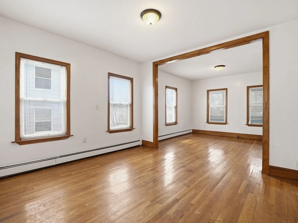 Photo of 10 Almont Ave