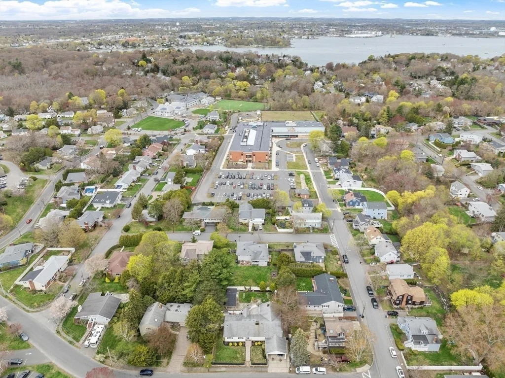 Photo of 82 Cornell Rd