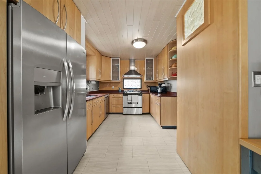 Photo of 25 Maple Ave.