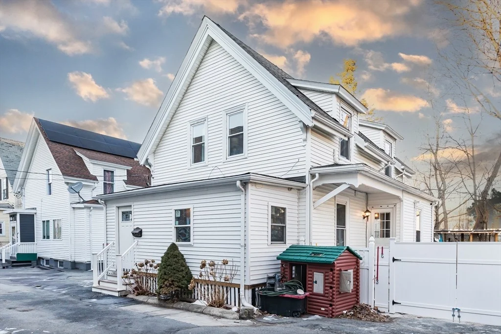 Photo of 12 Warren Pl
