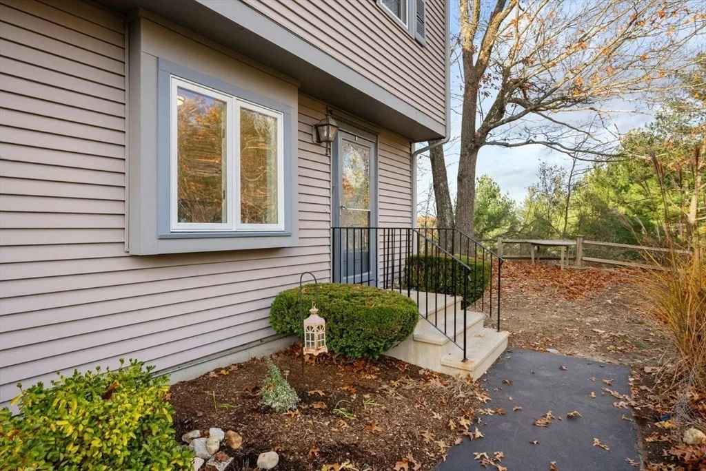 Photo of Unit 7 at 5 Oak Ridge Dr