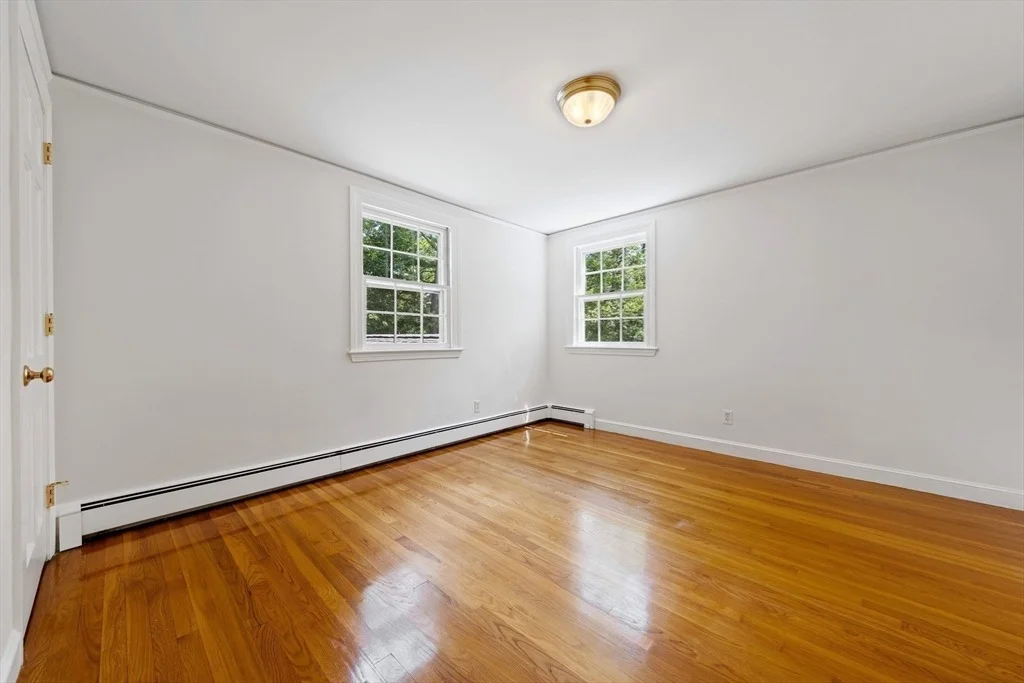Photo of 18 Isaac Davis Rd