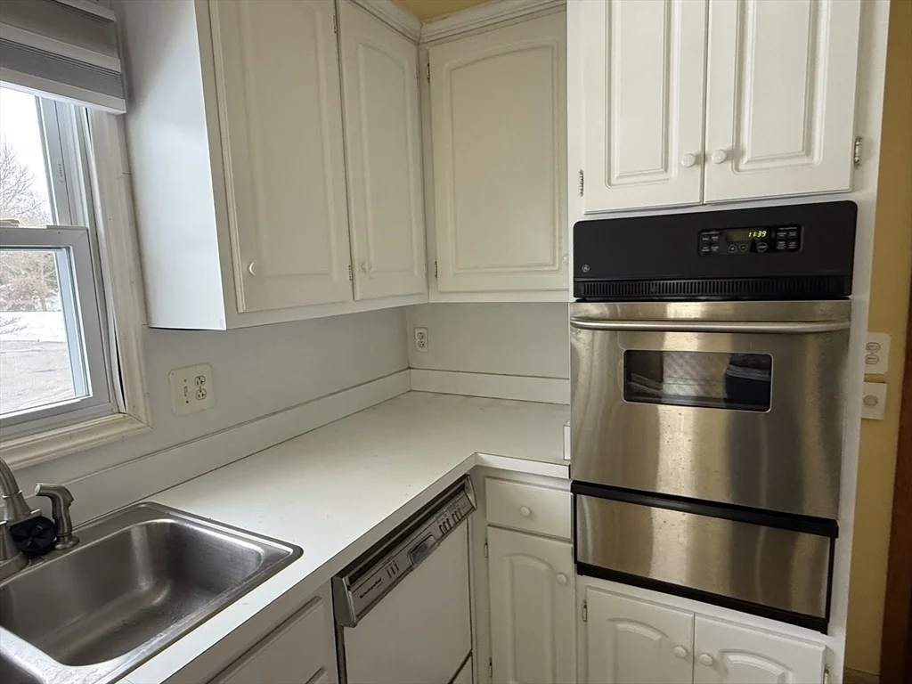 Photo of 8 Sycamore Cir